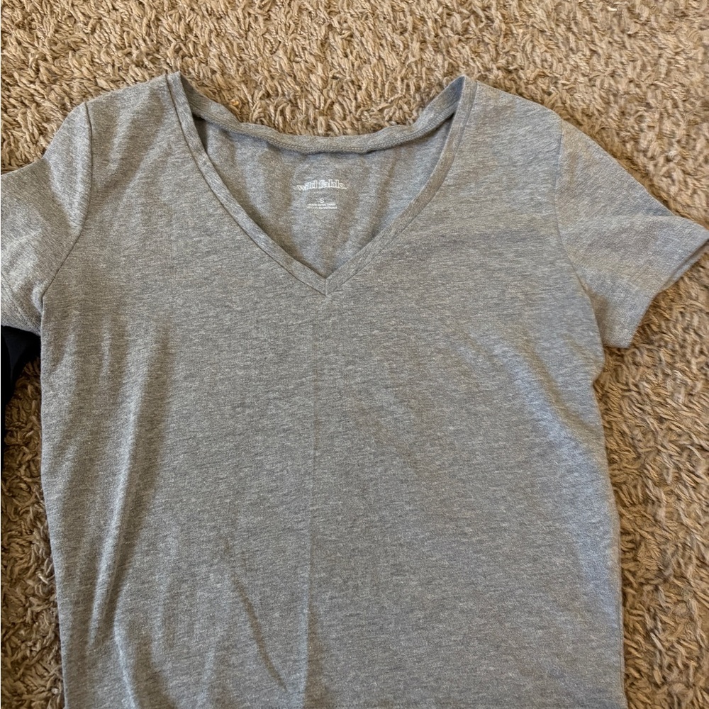 BUNDLE OF 2 Wild Fable black and grey crop tops #croptops - Picture 4 of 5